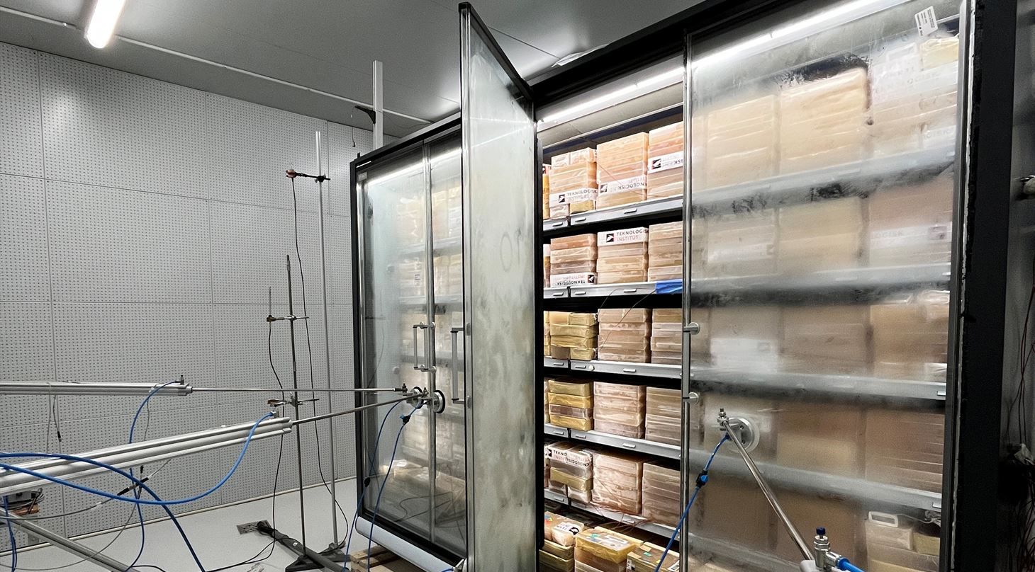 Advanced Testing of Refrigerator in Laboratory at DTI